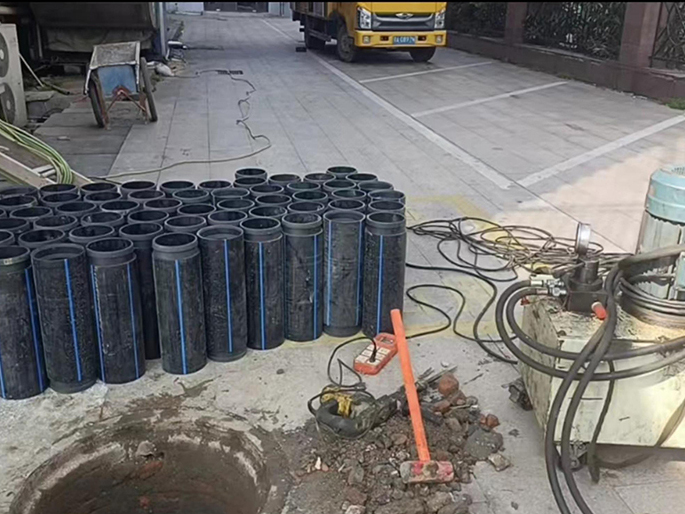 广元PE置换管厂家 DN315置换管 非开挖管短管置换